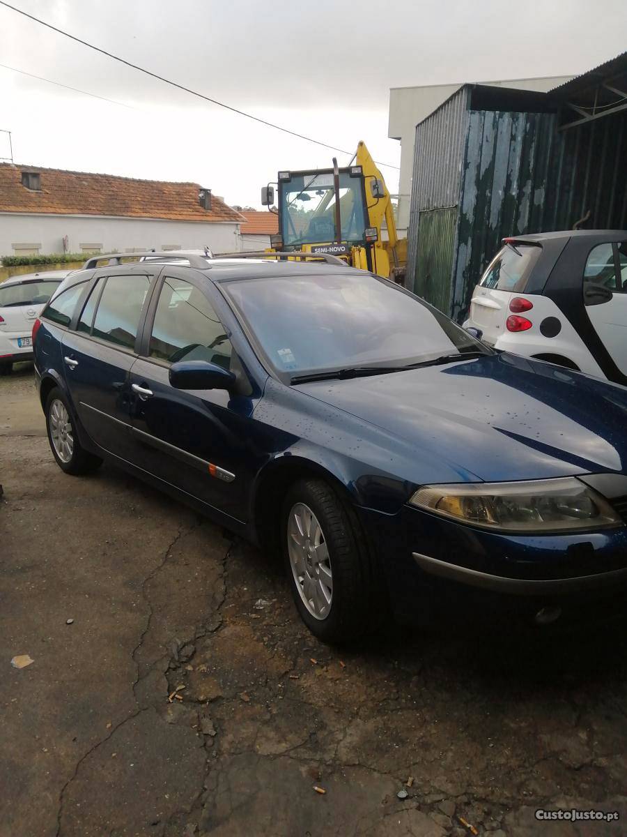 Renault Laguna 1.9 dci initiale Agosto/01 - à venda -