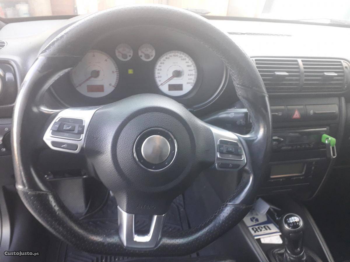 Seat Leon 1.9tdi 150cv Junho/02 - à venda - Ligeiros