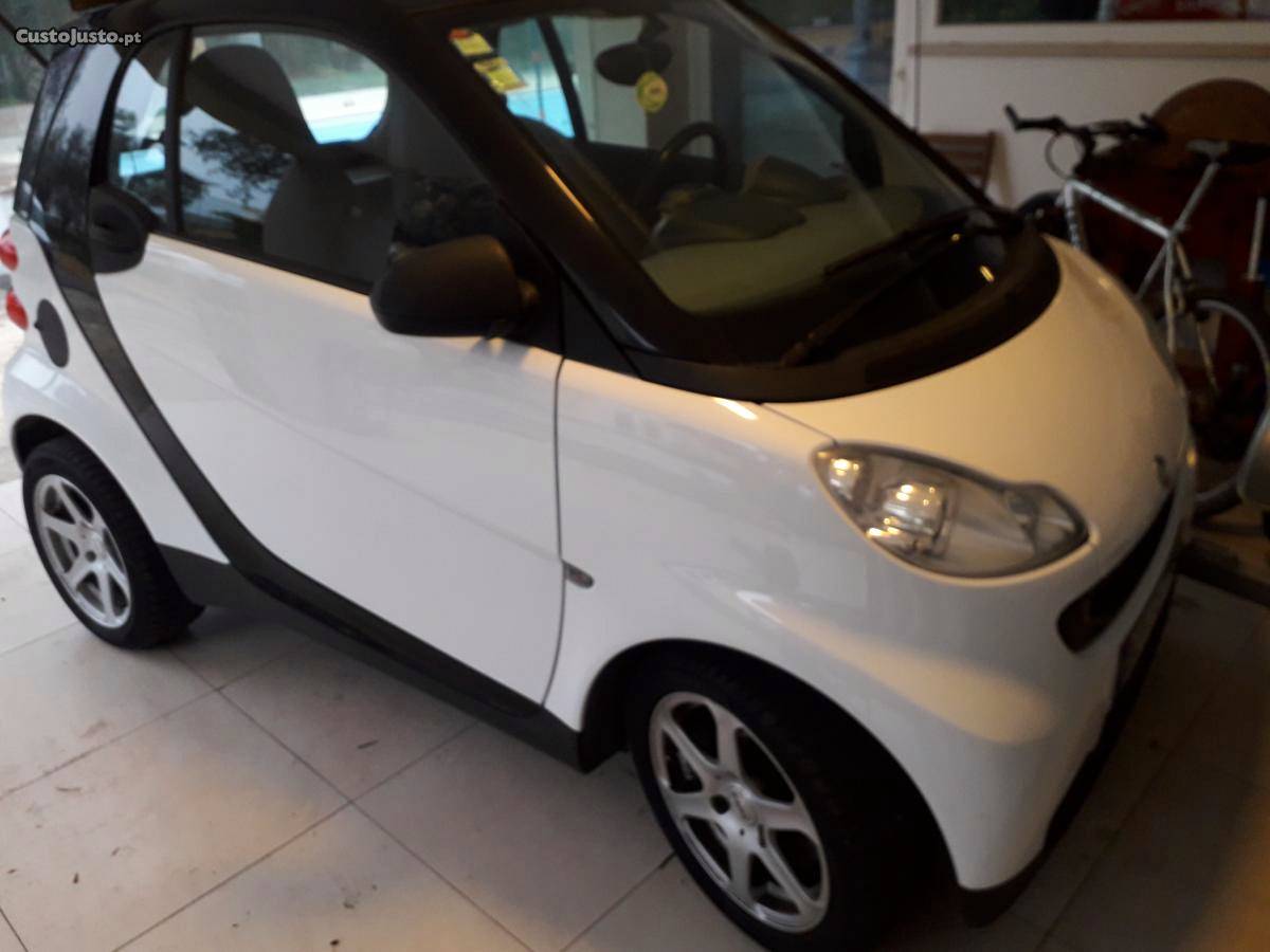 Smart ForTwo 0.8 cdi Dezembro/08 - à venda - Ligeiros