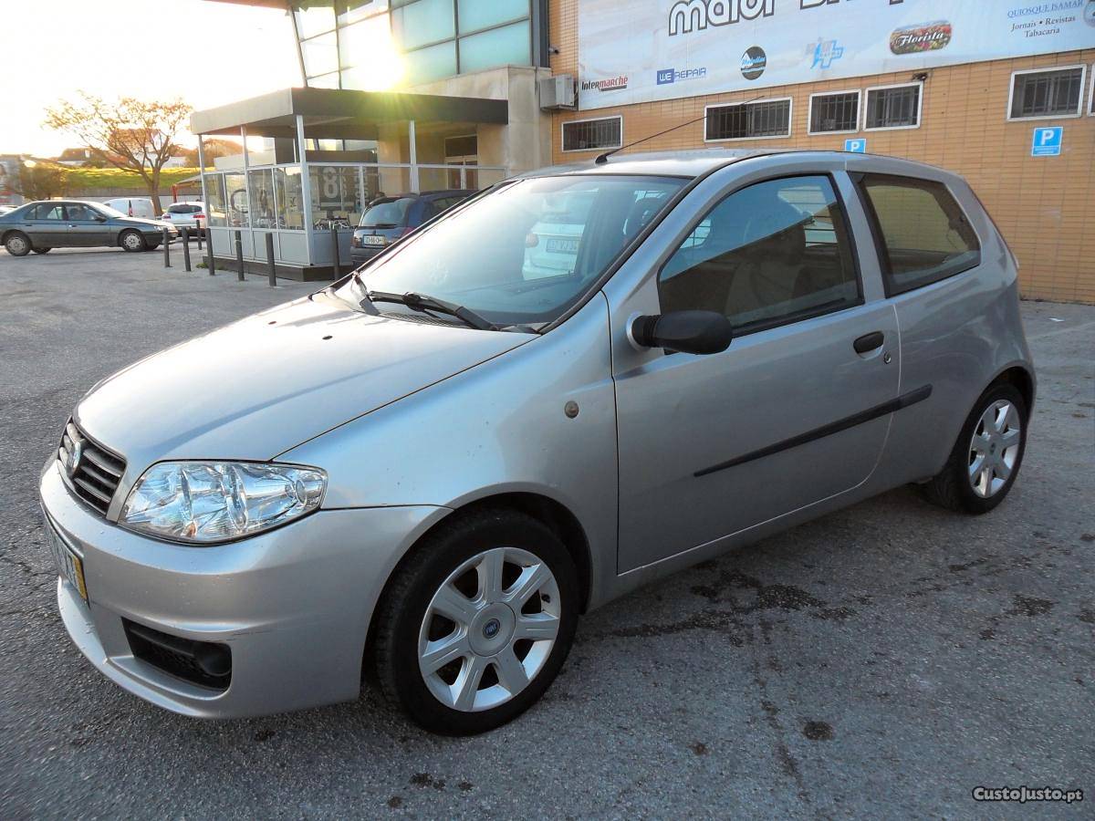 Fiat Punto Van Sport Multijet Julho/04 - à venda -