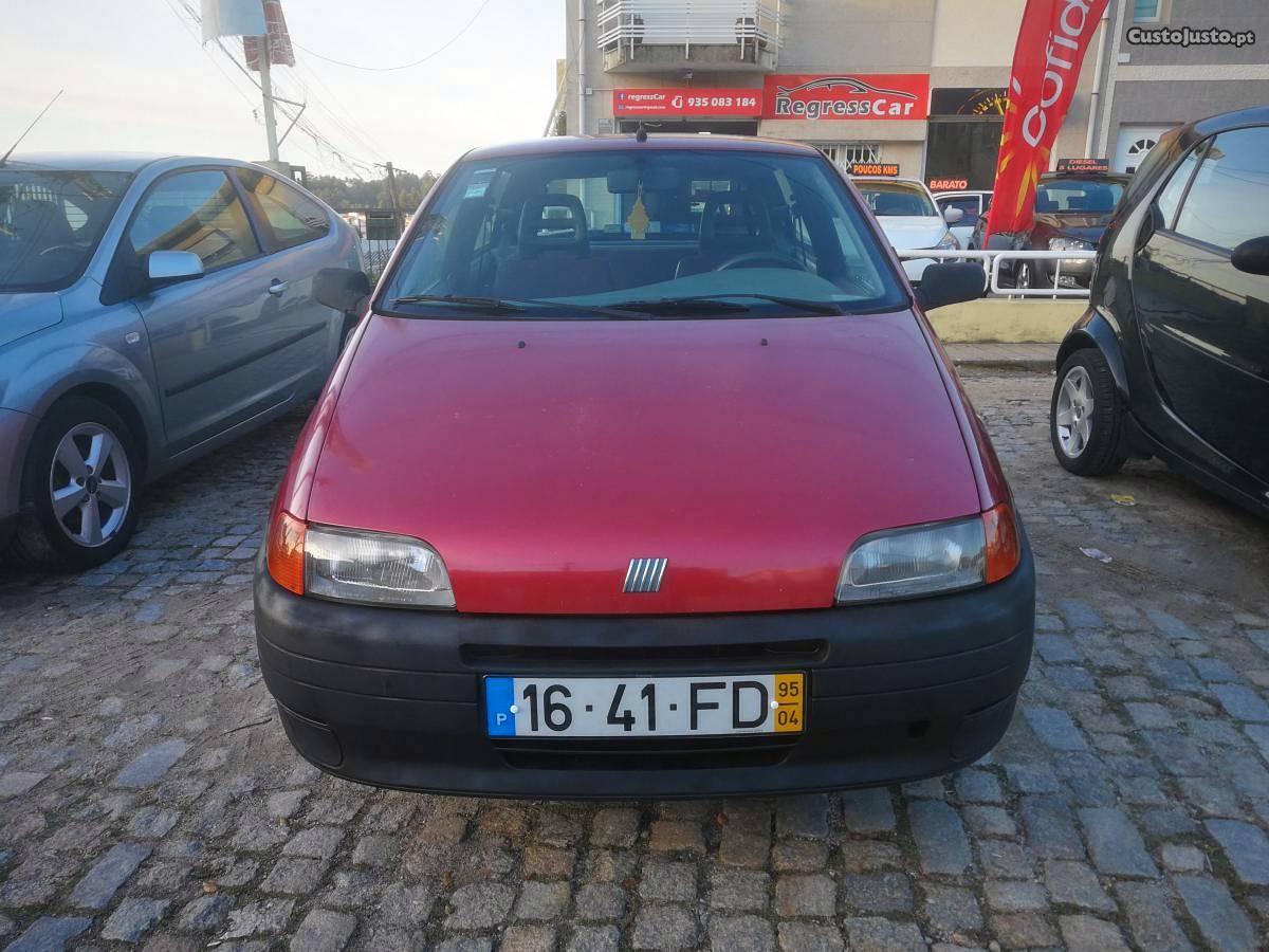 Fiat Punto cvs Maio/95 - à venda - Ligeiros