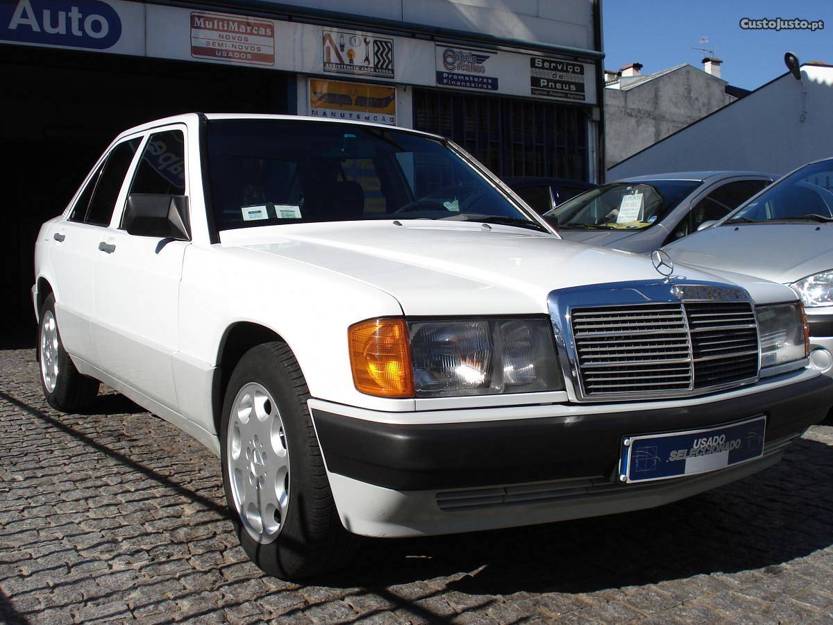 Mercedes-Benz 190 E -  Cv Abril/89 - à venda -