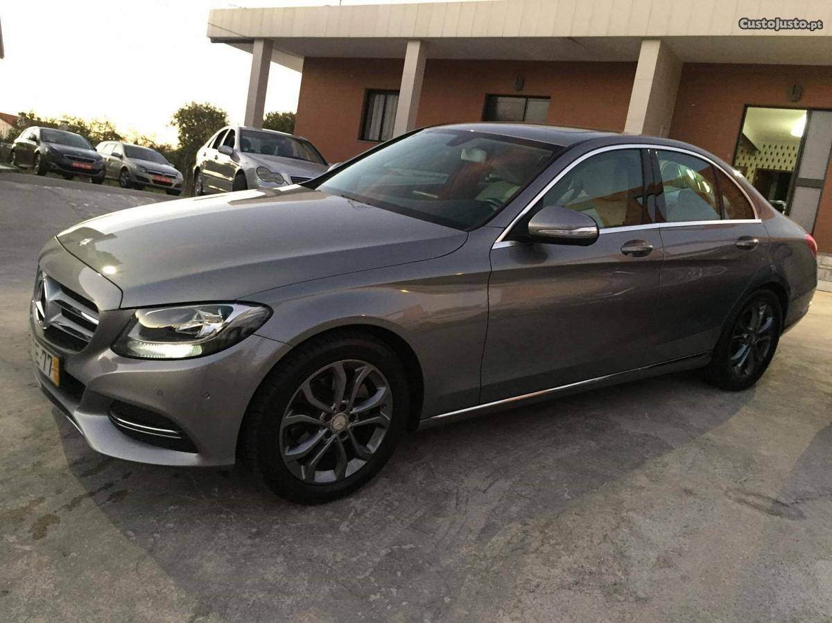 Mercedes-Benz C 200 Avantgarde  Dezembro/14 - à venda -