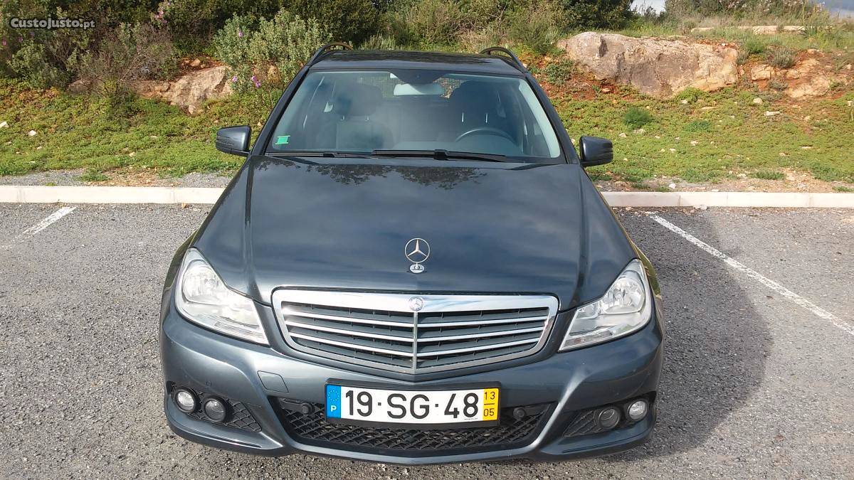Mercedes-Benz C  G TRONIC Maio/13 - à venda - Ligeiros