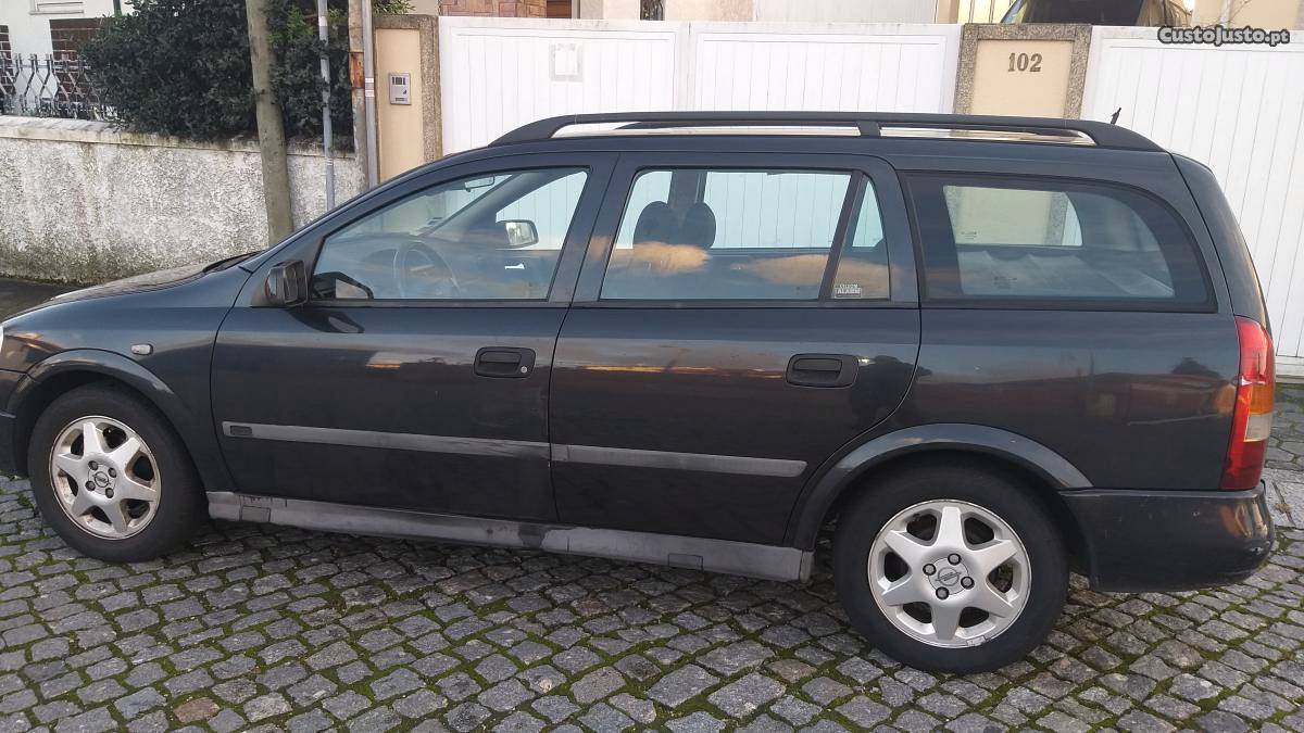 Opel Astra v sport Fevereiro/99 - à venda - Ligeiros