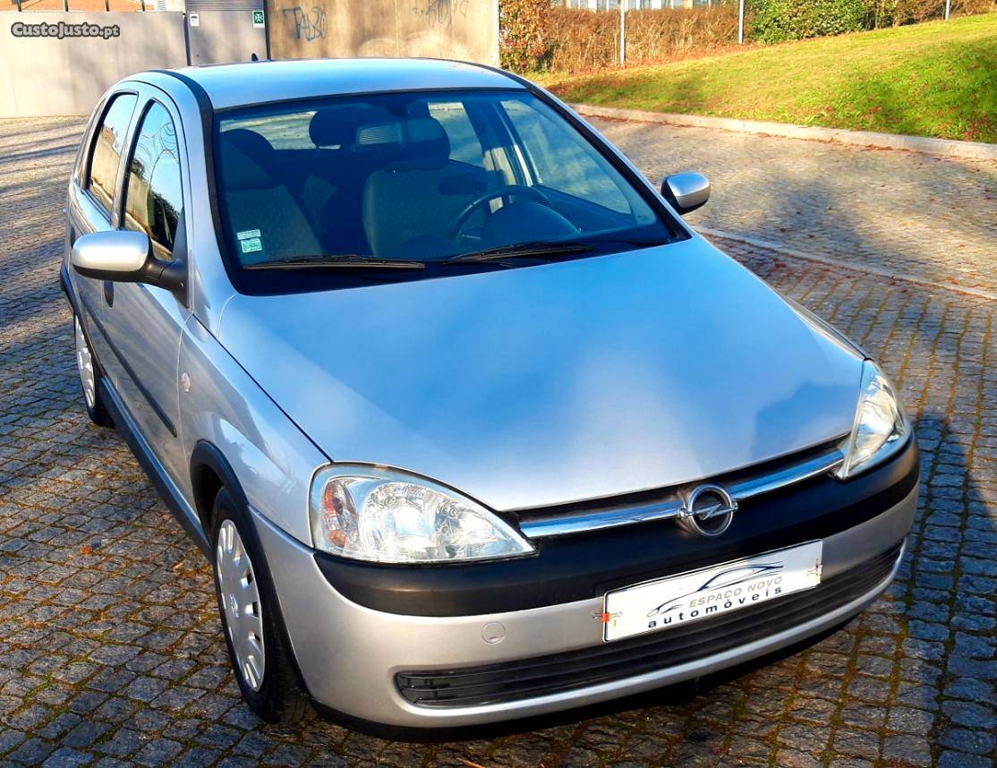 Opel Corsa C 1.2 Abril/03 - à venda - Ligeiros Passageiros,