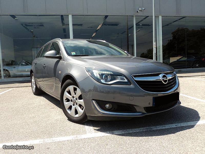 Opel Insignia 1.6CDTI SportsTourer Abril/16 - à venda -