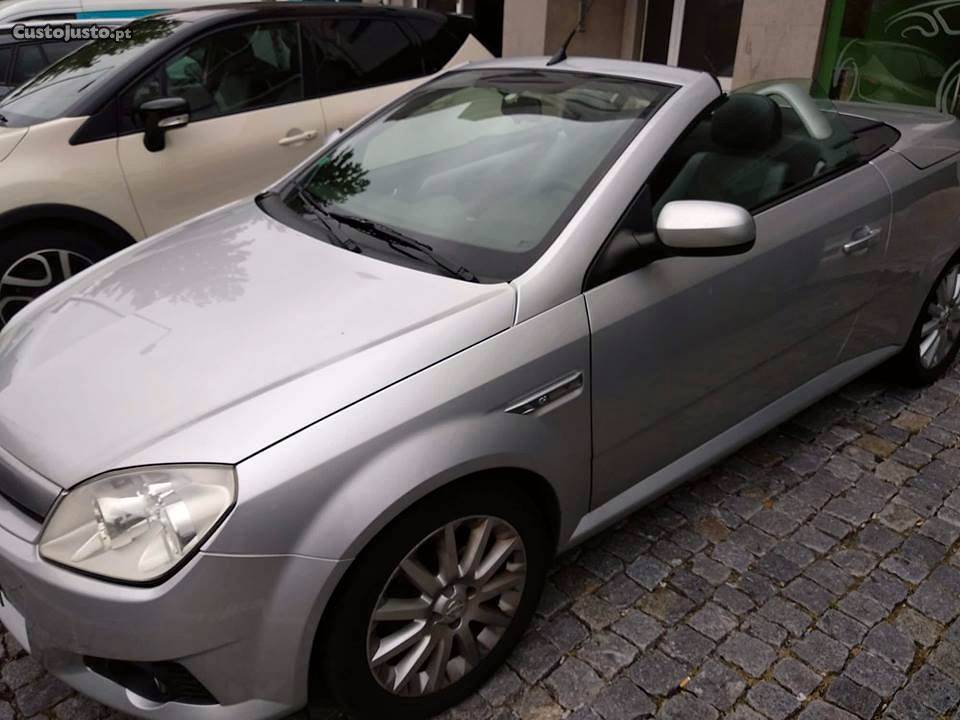 Opel Tigra 1.3 cdti Twin Top Abril/05 - à venda -