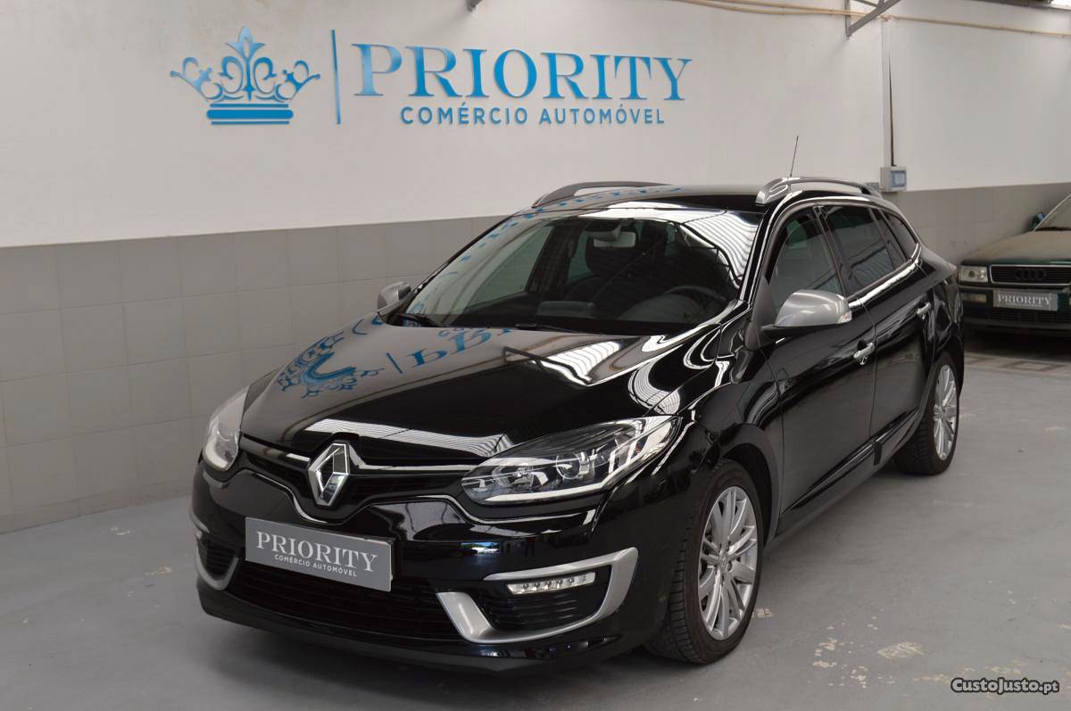 Renault Mégane GT Line Março/15 - à venda - Ligeiros