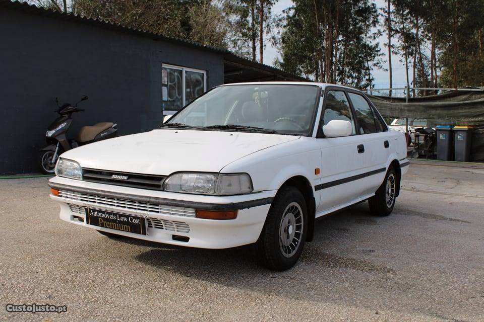 Toyota Corolla XL 1.3 Junho/89 - à venda - Ligeiros