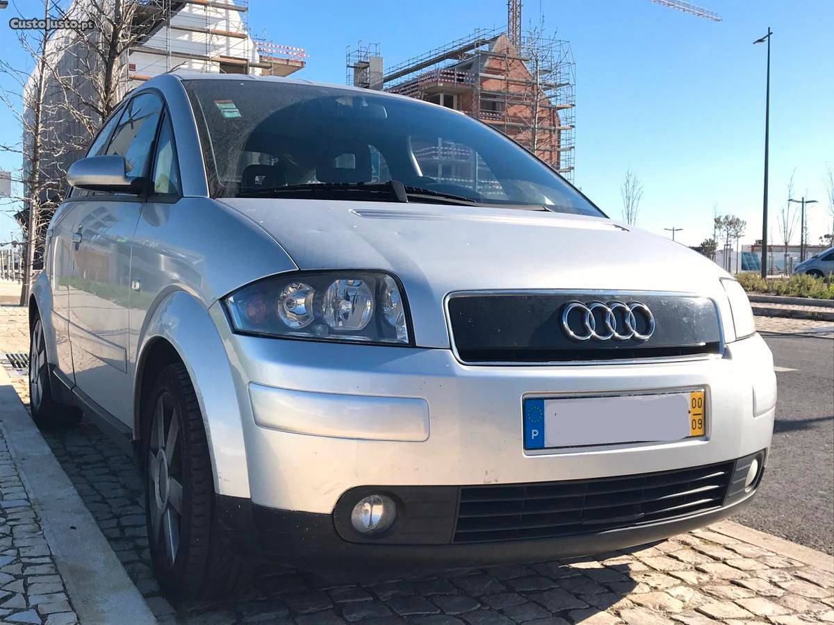 Audi A2 1.4 Attraction Setembro/00 - à venda - Ligeiros