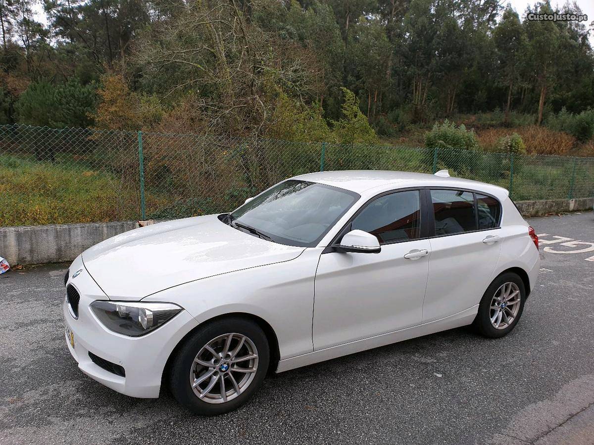 BMW 116 efficientdynamics Outubro/13 - à venda - Ligeiros