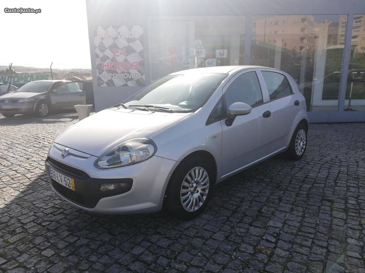 Fiat Punto 1.2EVO DYNAMIC Junho/11 - à venda - Ligeiros