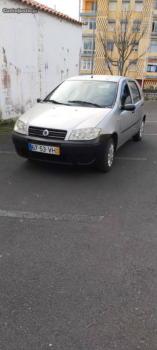 Fiat Punto Ligeiro Julho/03 - à venda - Ligeiros