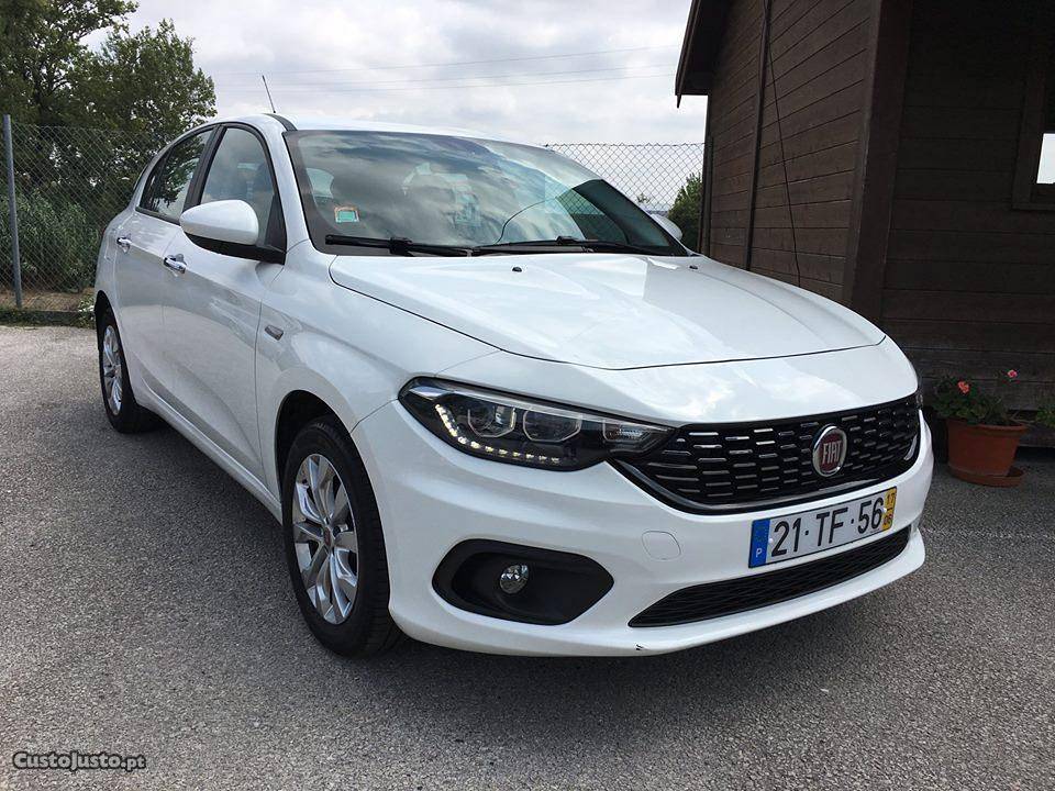 Fiat Tipo 1.3 MJet Easy Junho/17 - à venda - Ligeiros