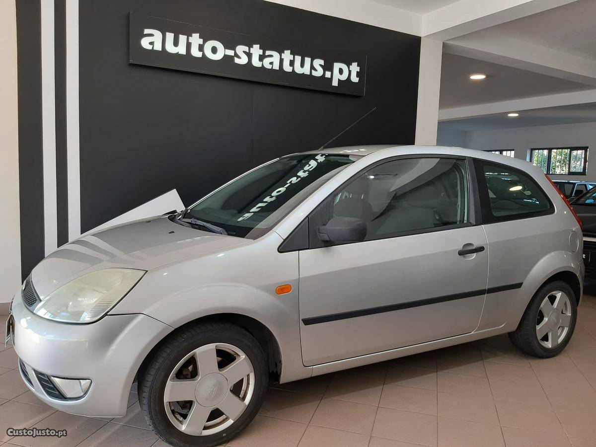 Ford Fiesta 1.4 TDCi Agosto/03 - à venda - Comerciais /