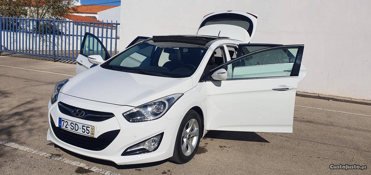 Hyundai i40 Bluestyle,190EUR/mes Agosto/12 - à venda -