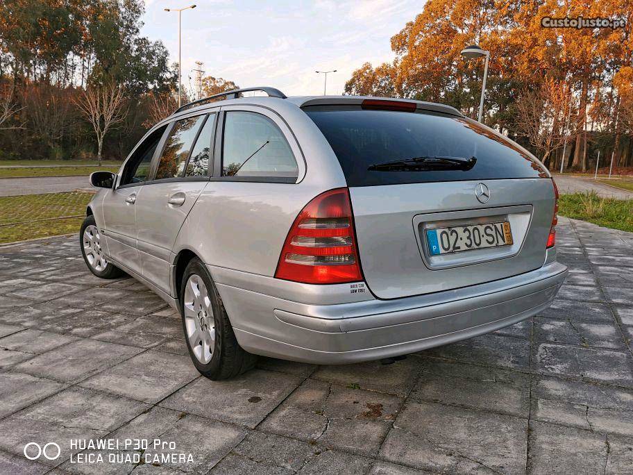 Mercedes-Benz C 220 CDI Classic Março/01 - à venda -