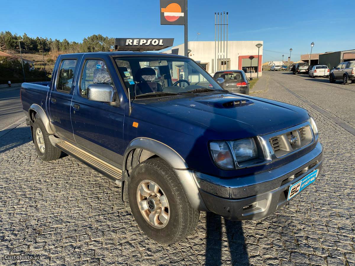 Nissan Navara Navara Dezembro/00 - à venda - Pick-up/