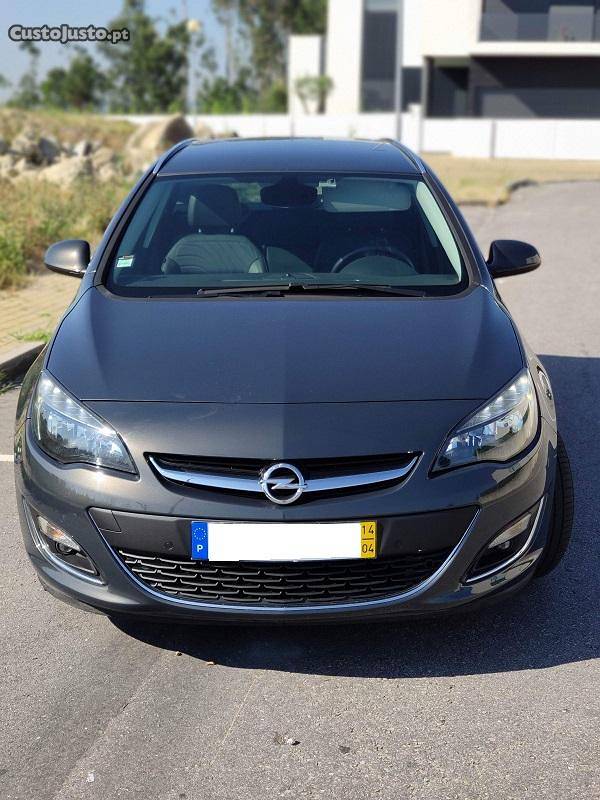 Opel Astra Cosmo 1.6 Nacional Abril/14 - à venda - Ligeiros