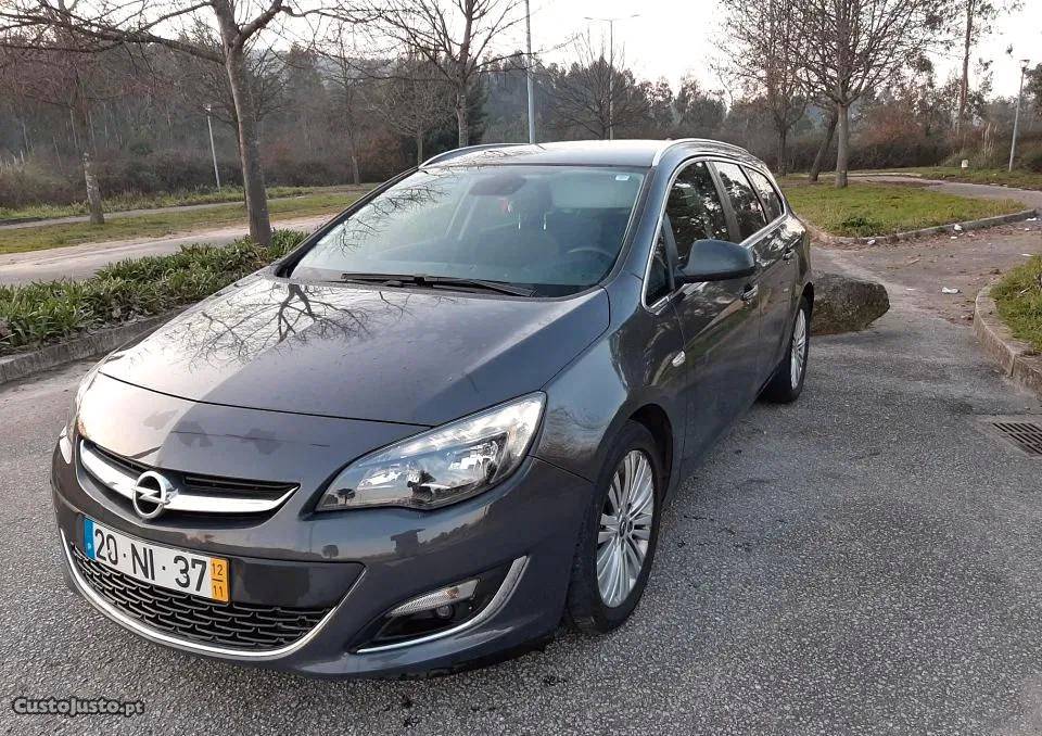 Opel Astra st 1.7cosmo 130cv Novembro/12 - à venda -