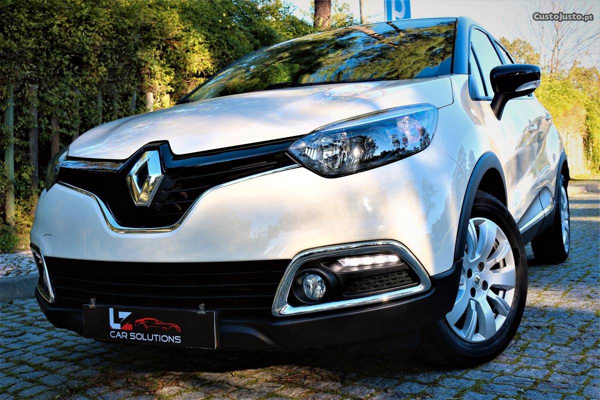 Renault Captur 0.9 TCE Helly Hansen Outubro/14 - à venda -