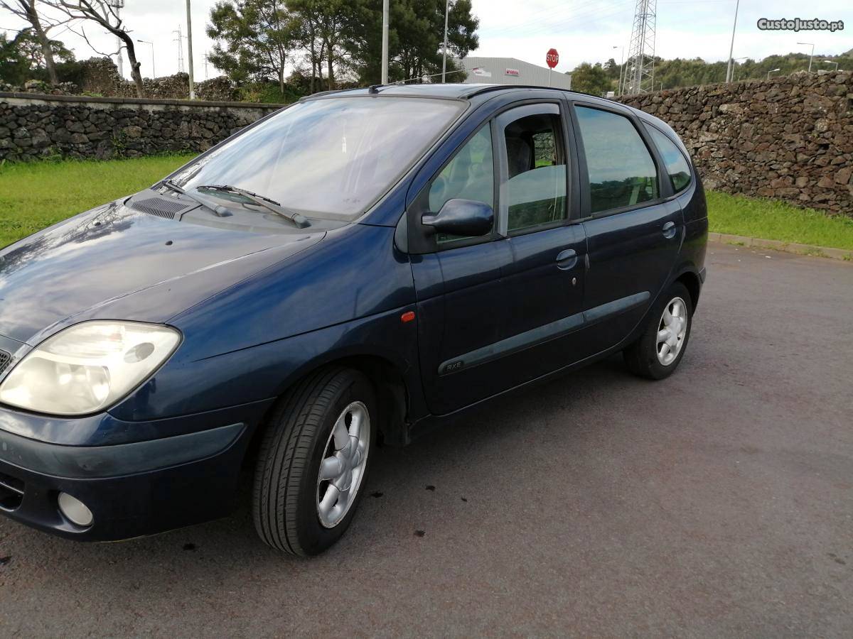 Renault Mégane Scenic Novembro/99 - à venda - Ligeiros