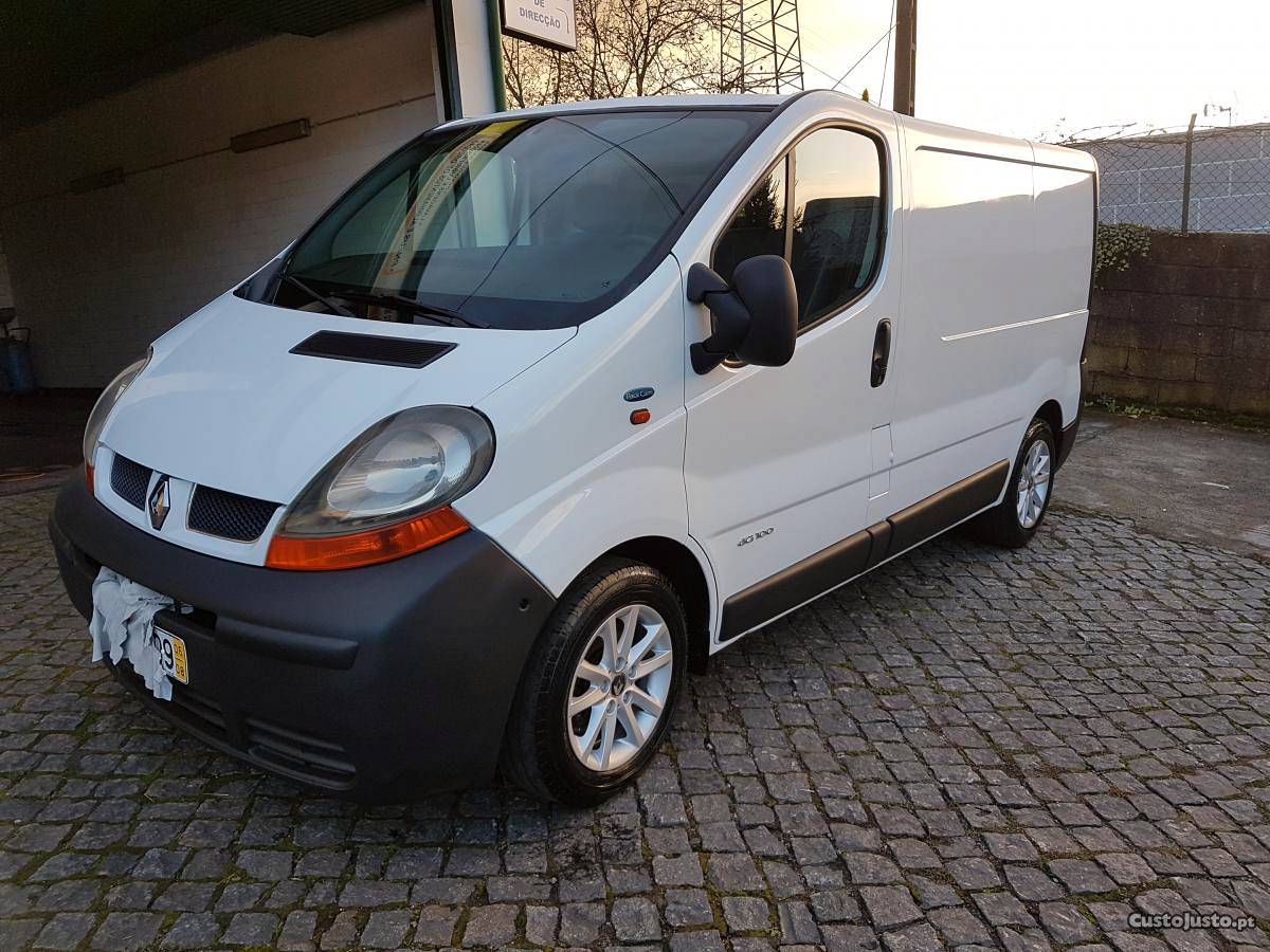 Renault Trafic 1.9DCI CAIXATERMICA Agosto/06 - à venda -