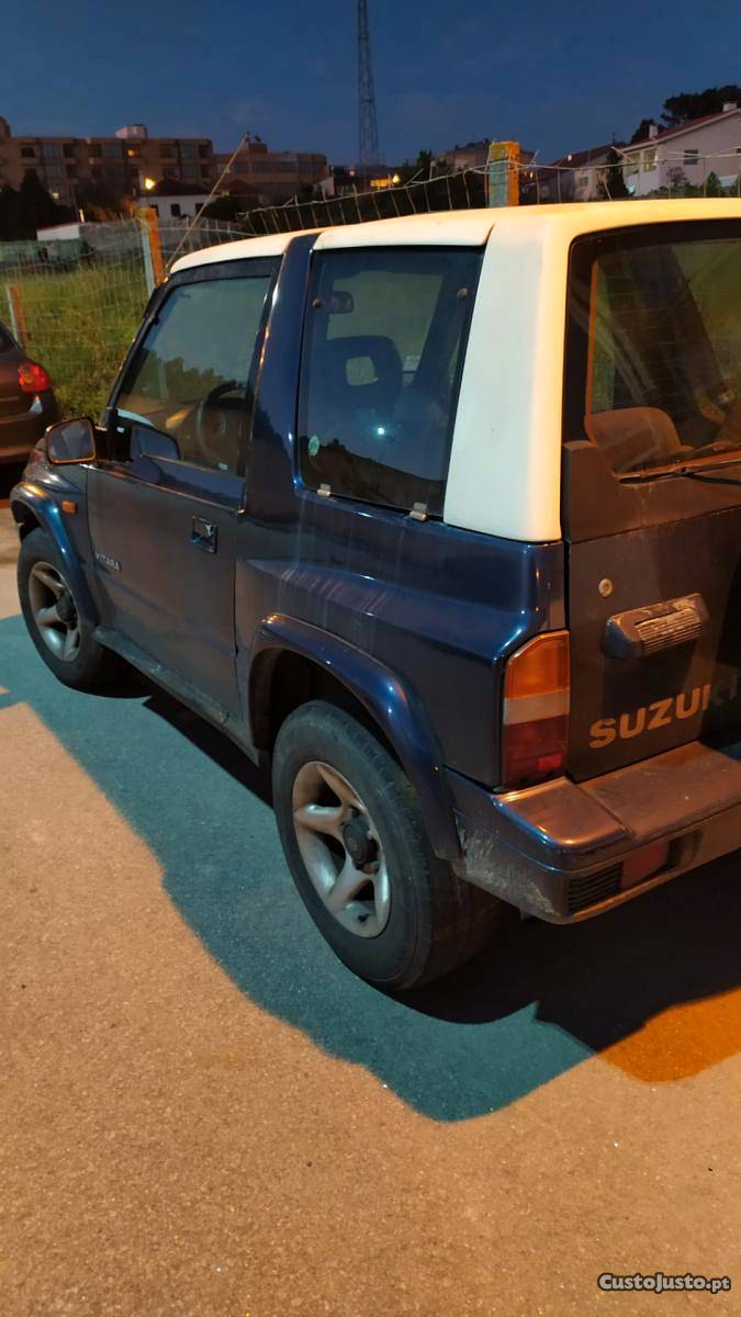 Suzuki Vitara 19d junta queimadA Junho/96 - à venda -