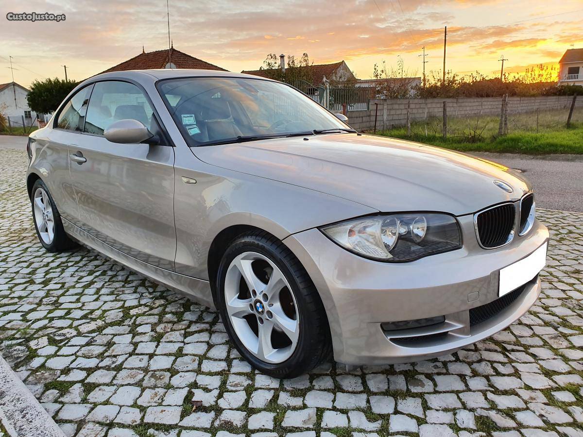 BMW 120 D SPORT PELE BOM Abril/10 - à venda - Descapotável