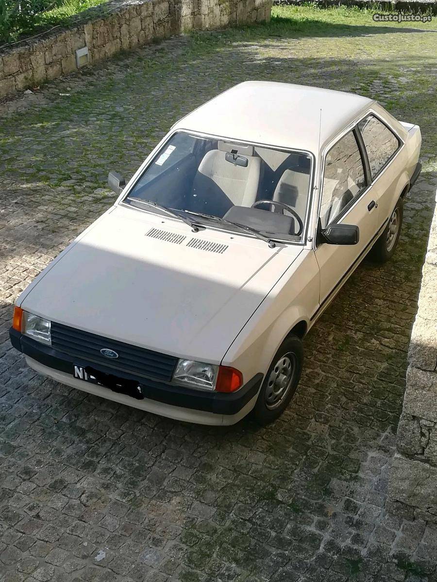 Ford Escort Escort mk3 Julho/83 - à venda - Ligeiros