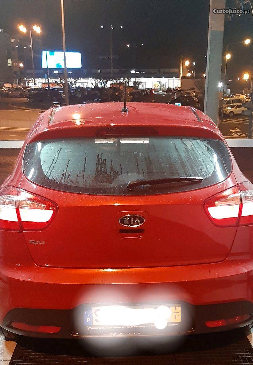 Kia Rio EX Novembro/11 - à venda - Ligeiros Passageiros,