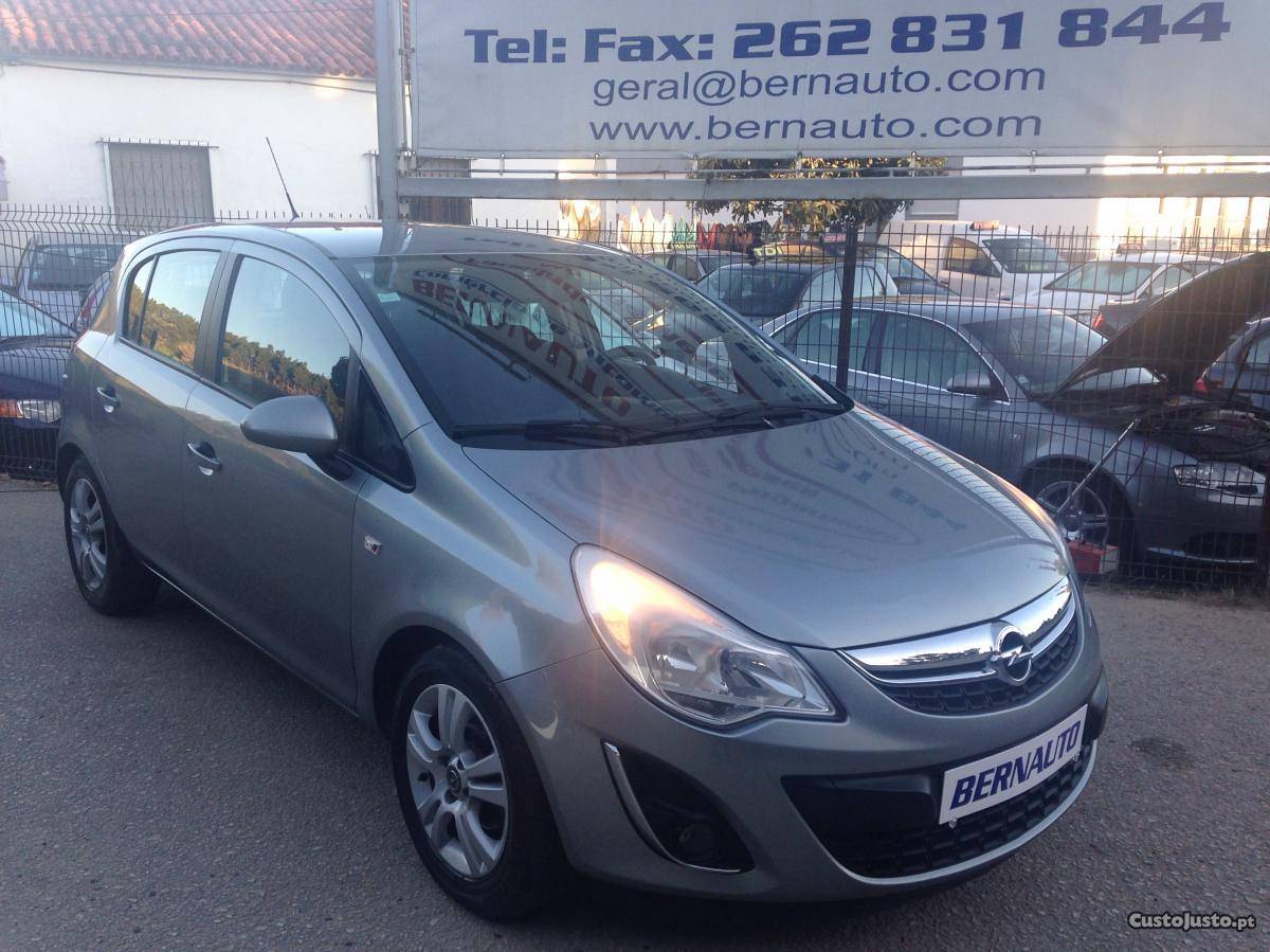 Opel Corsa 1.3CDti elegance Setembro/11 - à venda -