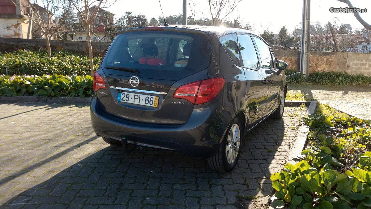 Opel Meriva Flex fuel 1.4 Dezembro/14 - à venda -