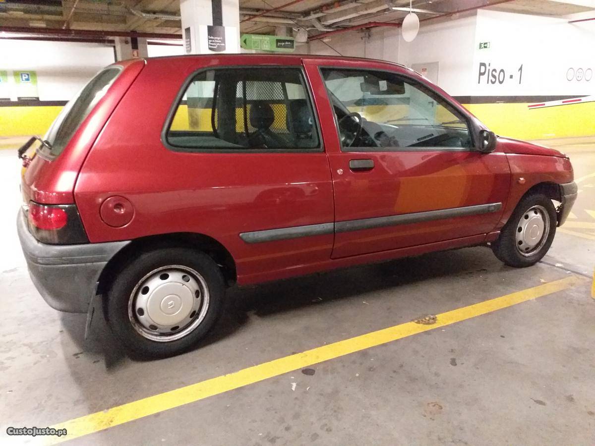 Renault Clio 1.9 D RC Dezembro/97 - à venda - Comerciais /