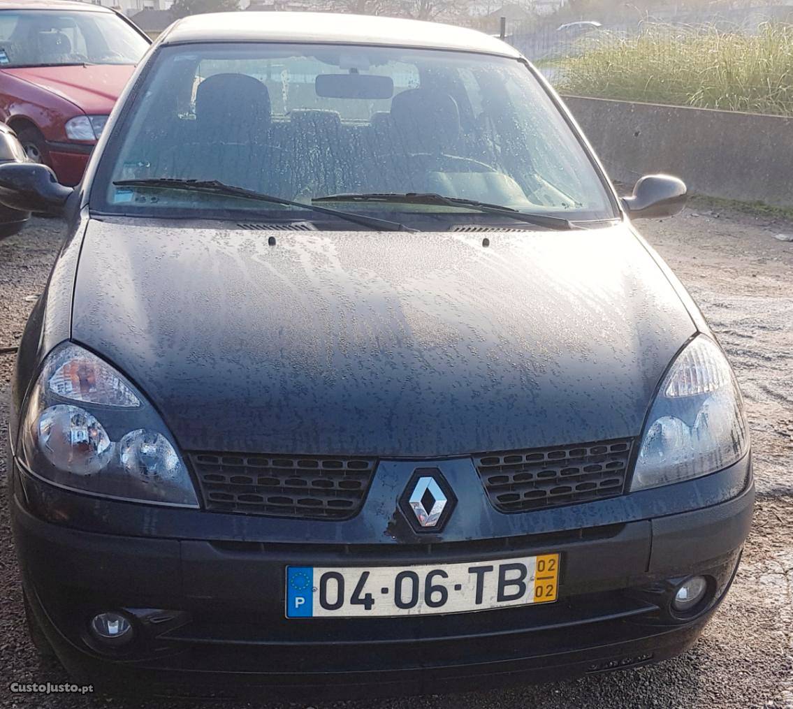 Renault Clio II V Fevereiro/02 - à venda - Ligeiros