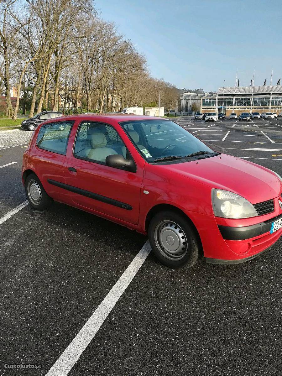 Renault Clio comercial Julho/05 - à venda - Ligeiros