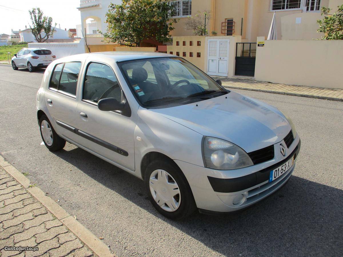 Renault Clio v Expression Julho/04 - à venda -