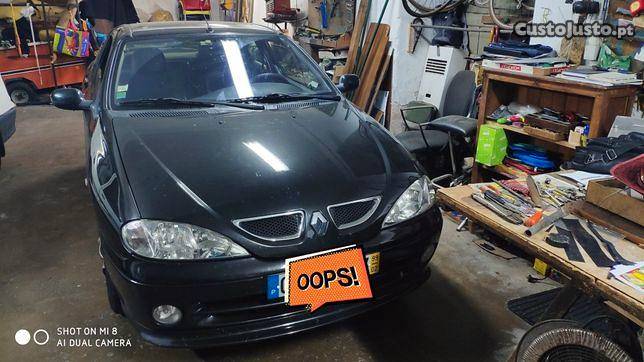 Renault Mégane Coupé Sport AC Fevereiro/99 - à venda -