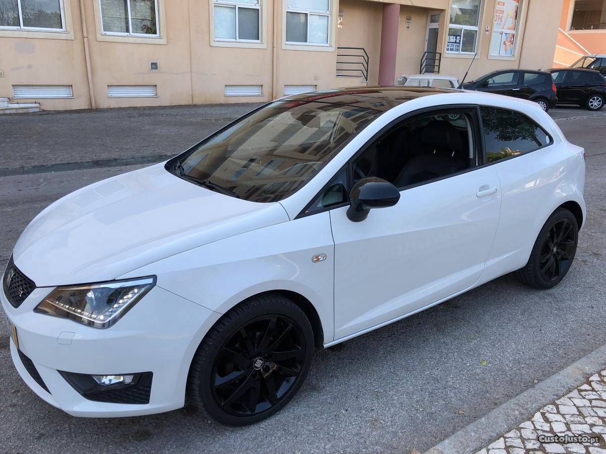 Seat Ibiza 1.2 Tsi 105 cv FR Junho/14 - à venda - Ligeiros