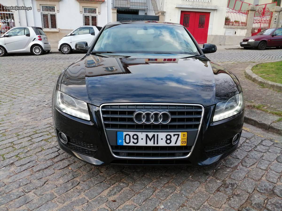 Audi A5 SportBack Nac.GPS Setembro/11 - à venda - Ligeiros