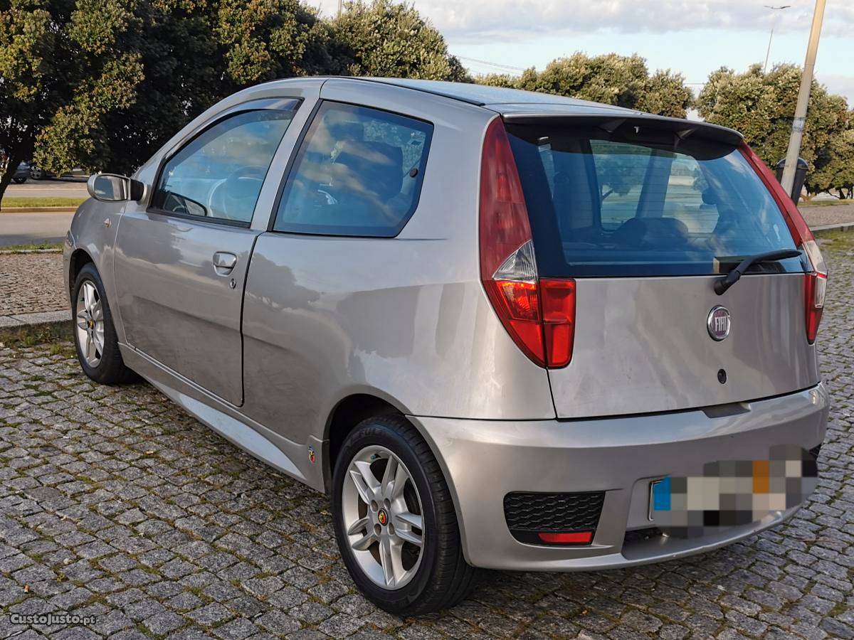 Fiat Punto Multijet Março/04 - à venda - Ligeiros