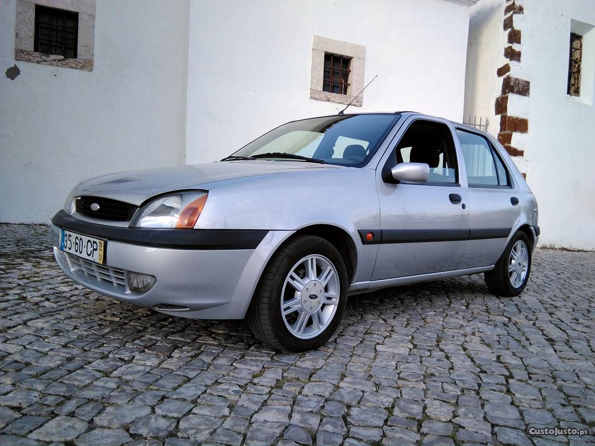 Ford Fiesta 1.25 GPL Dezembro/99 - à venda - Ligeiros