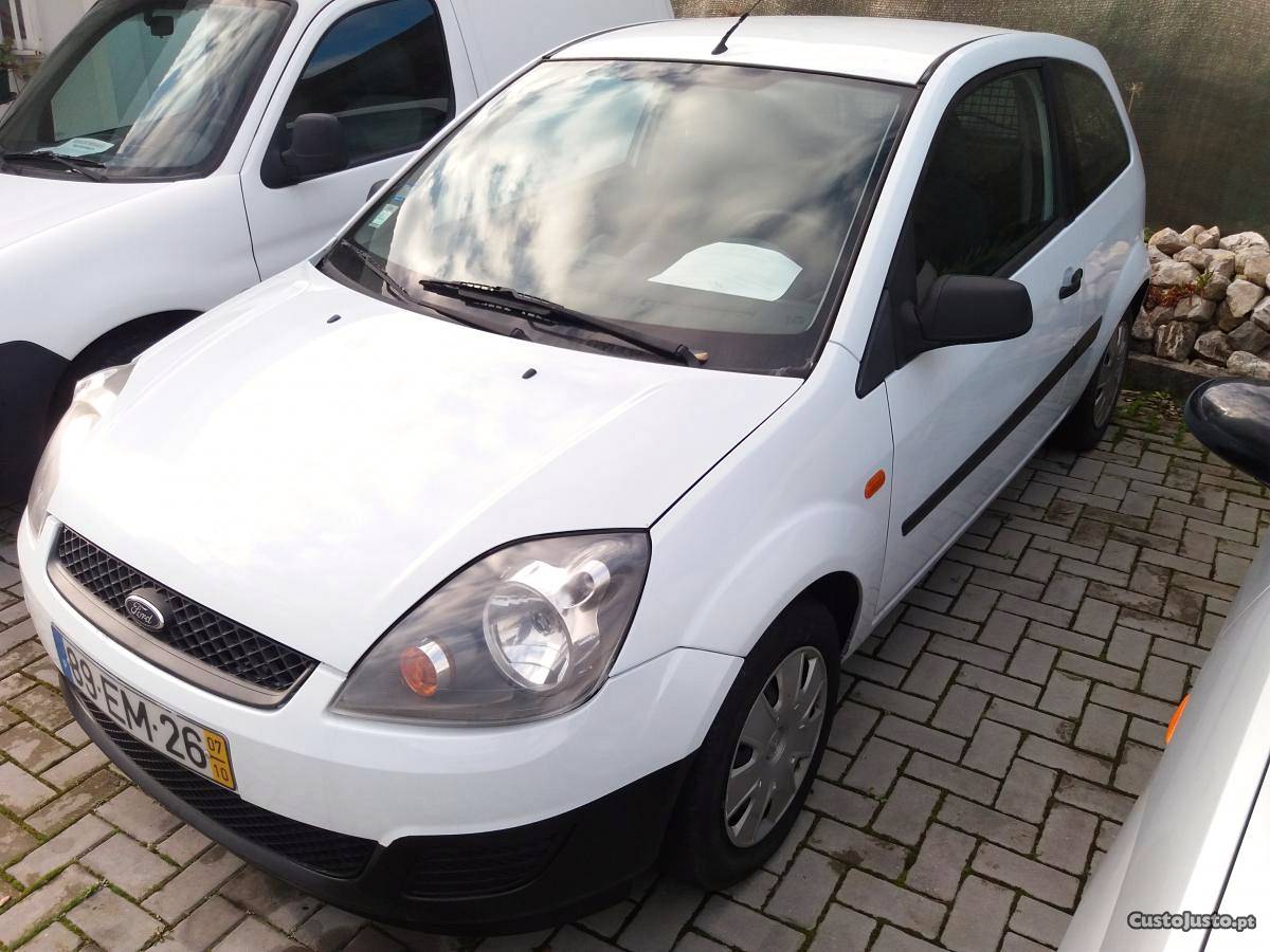 Ford Fiesta 1.4 TDCI VAN Outubro/07 - à venda - Comerciais