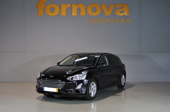 Ford Focus 1.5 TDCI BUNINESS - Fornova Matosinhos