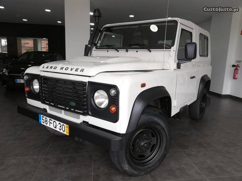 Land Rover Defender 2.4 TDCI 122 CV Abril/08 - à venda -