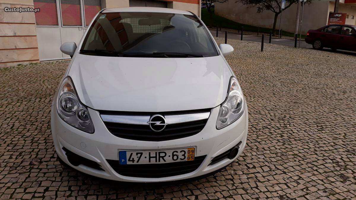 Opel Corsa 1.3 CDTI COMERCIAL Maio/09 - à venda -