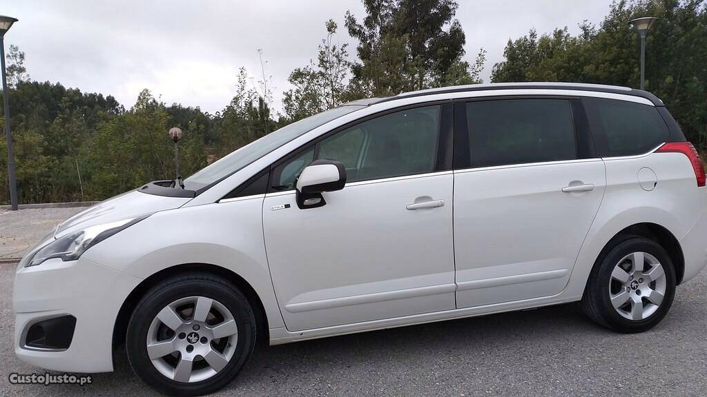 Peugeot  T. Panorámico AC+7L Agosto/14 - à venda -