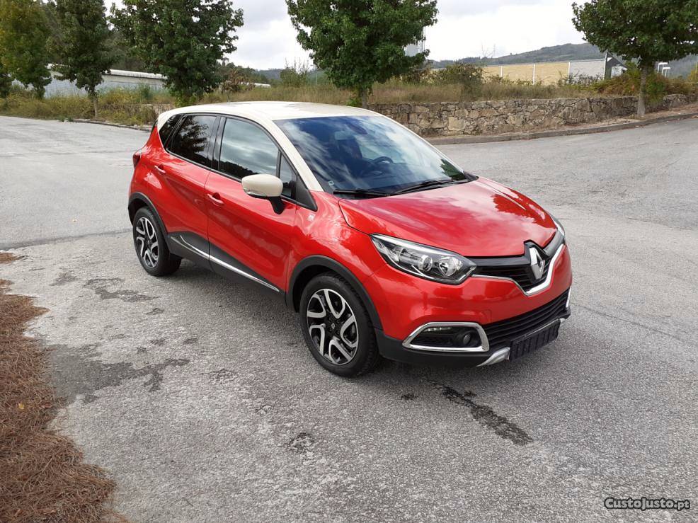 Renault Captur 1.5 dci helly hansen Novembro/15 - à venda -