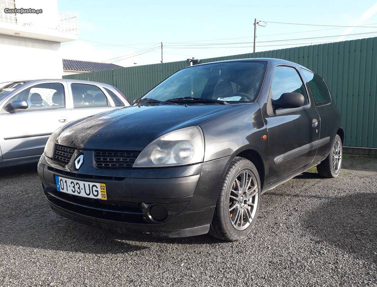 Renault Clio 1.5 dci Van Outubro/02 - à venda - Comerciais